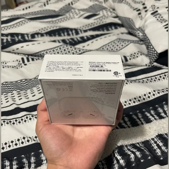 AIRPOD PROS